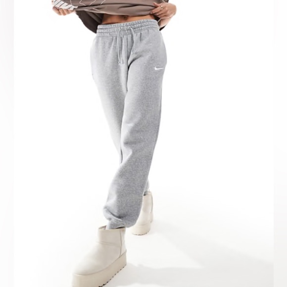 Nike Gray Sweatpants
